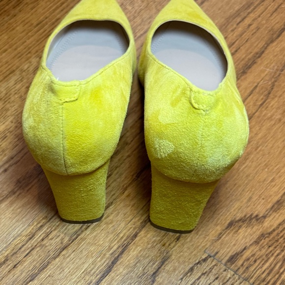 Brand New Marc Fisher Zala Block Heel Chartreuse Suede Pumps - Picture 10 of 10